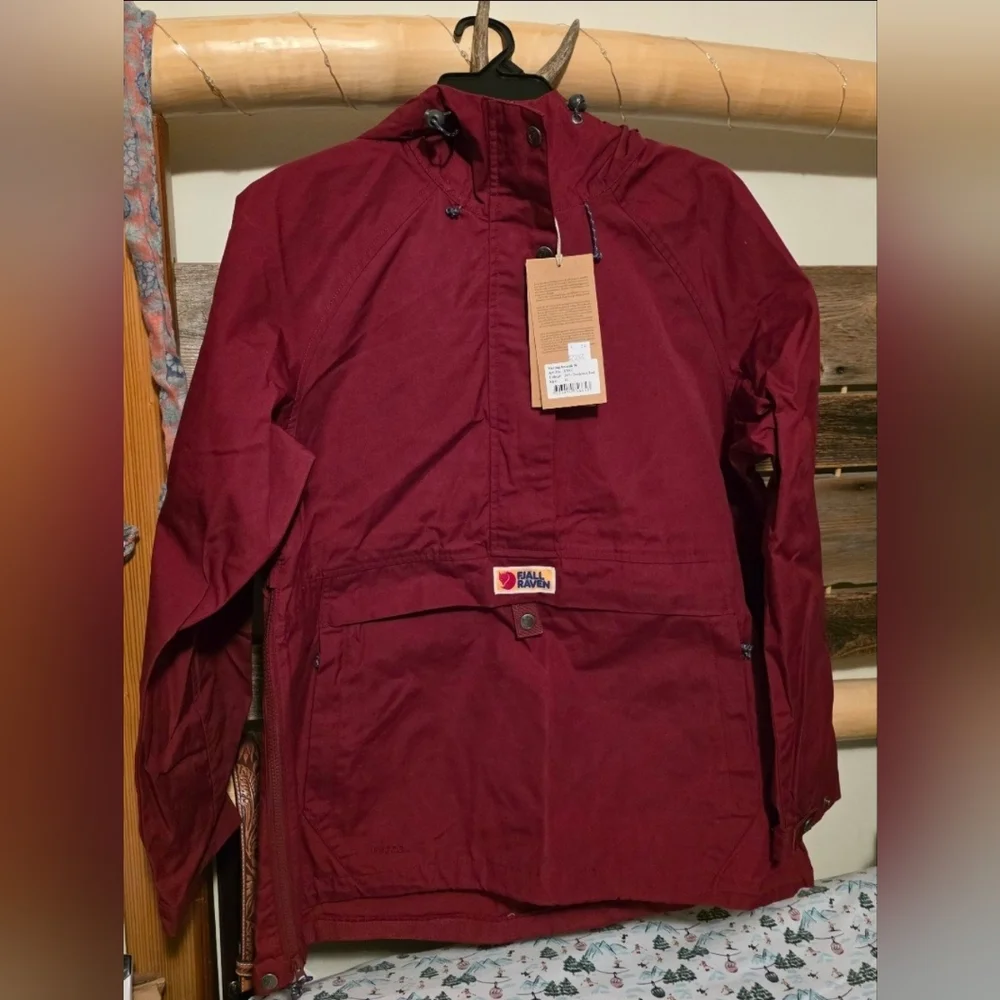 Fjallraven Vardag Anorak Womens Medium Red - Picture 1 of 3